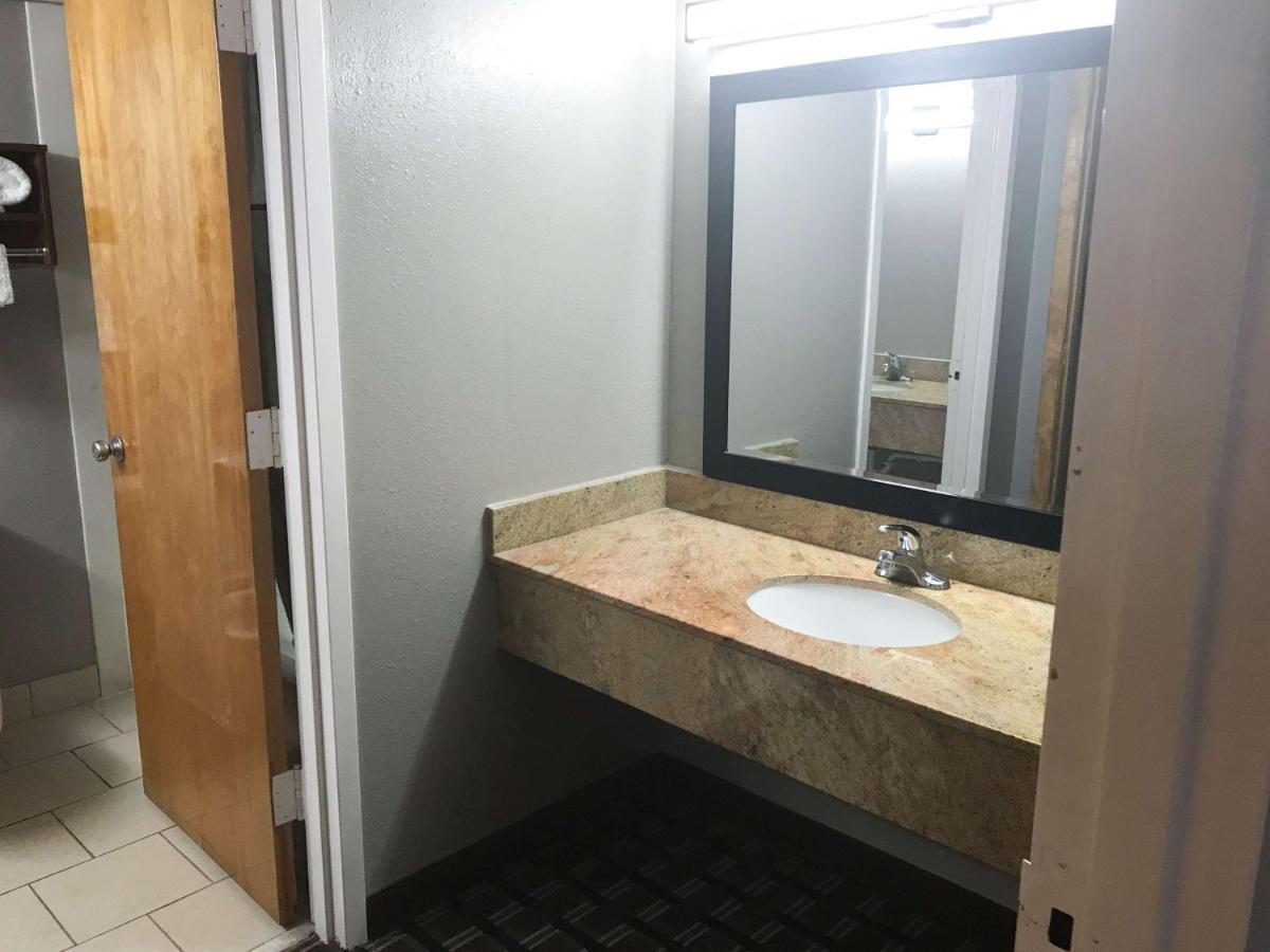 Studio 6 Suites Tupelo, Ms Extérieur photo
